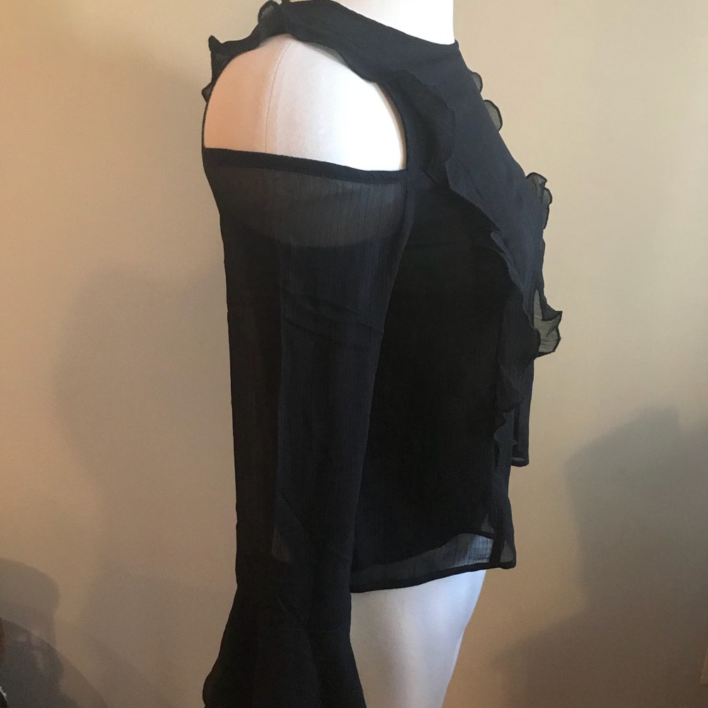 🎀NEW🎀HOLLISTER Cold Shoulder Boho Blouse - Picture 2 of 8